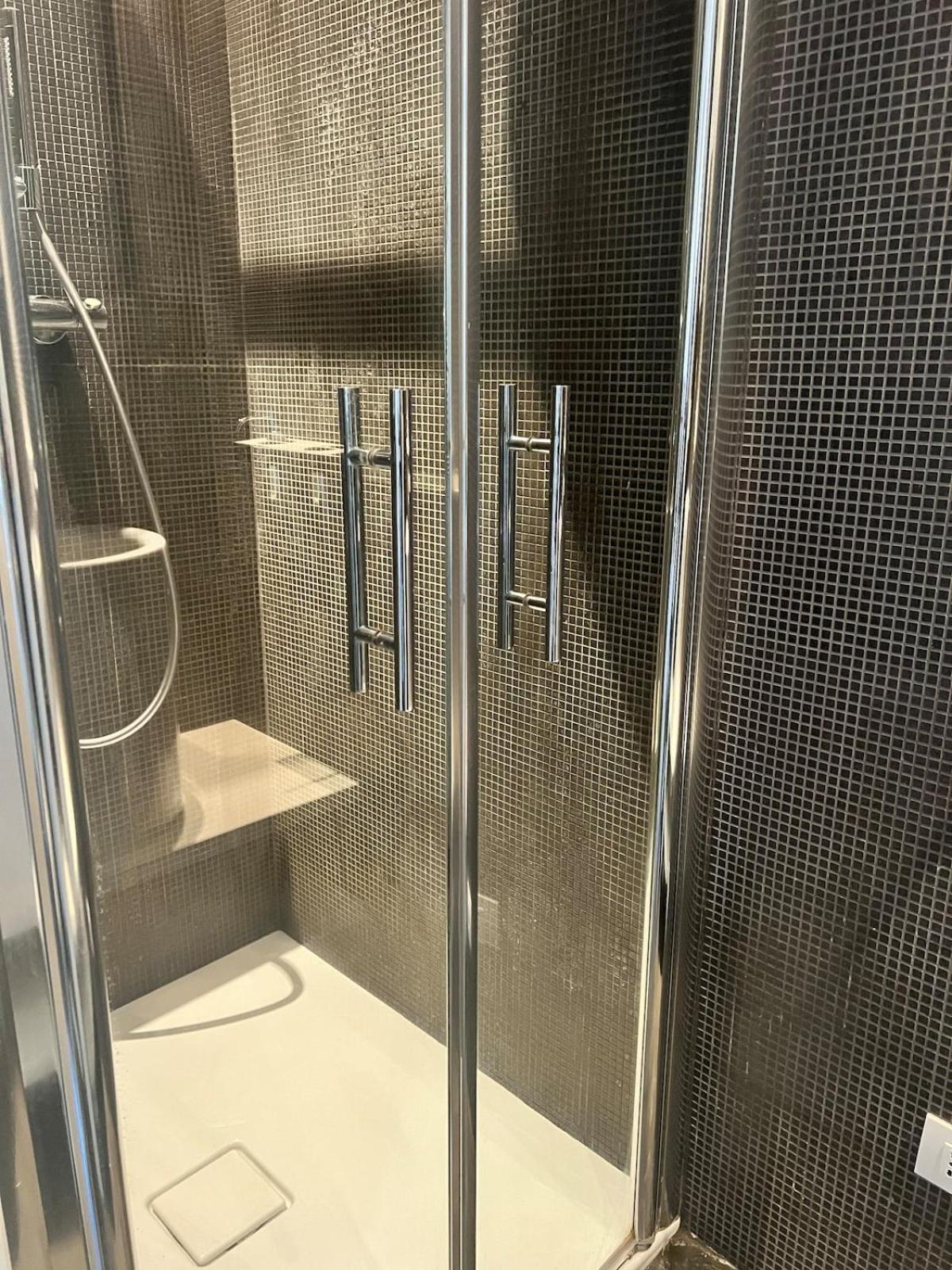 Suite Lux Near Duomo / Mm Tricolore Milánó Kültér fotó